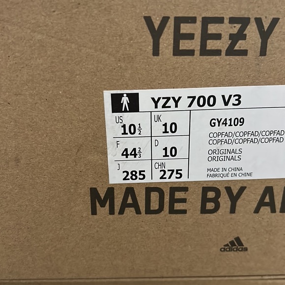 YEEZY 700 V3 COPPER FADE - Picture 3 of 4